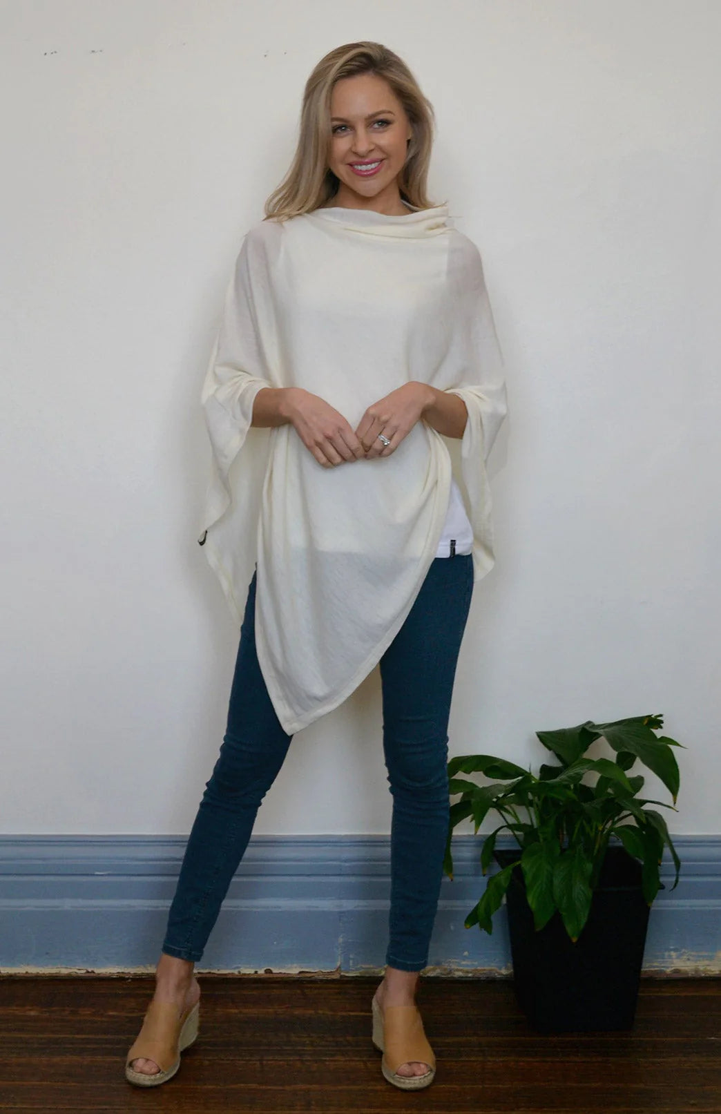 Classic Poncho - Smitten Merino poncho Smitten Merino Ivory 